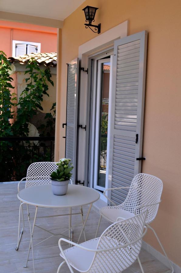 Casa Malu Boutique Apartments - No 1 Гоувия Экстерьер фото